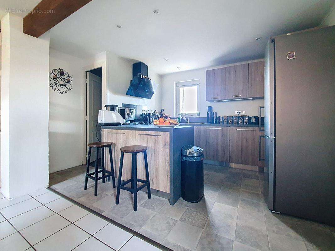 Maison à SAINT-PIERRE-DE-CHANDIEU