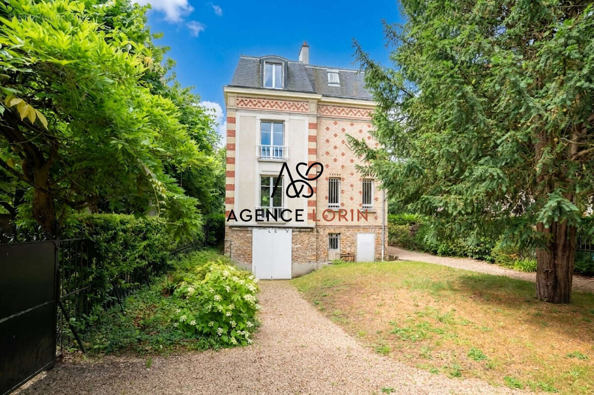 Maison à LE VESINET