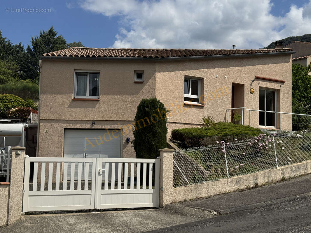 Maison à QUILLAN