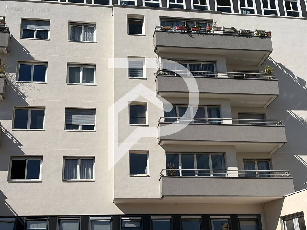 Appartement à COLOMBES