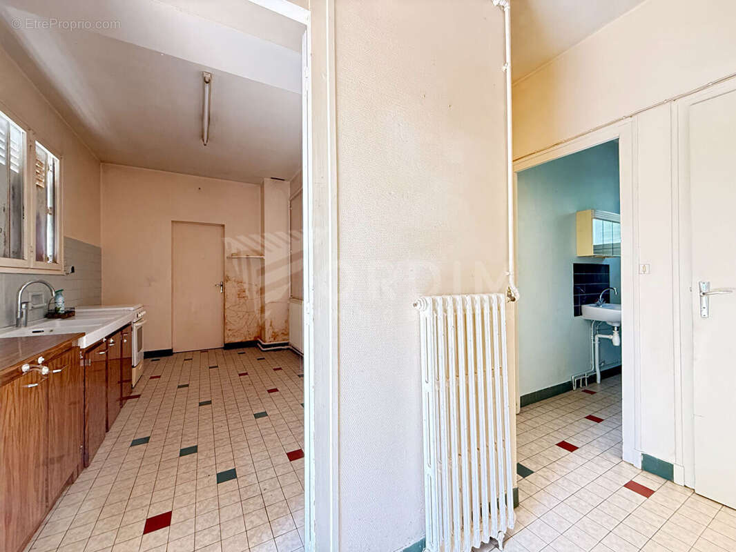 Ensemble immobilier composé de deux maisons d'habitation : Maison Bonny Sur Loire 5 pièce(s) 92 m² - photo 14