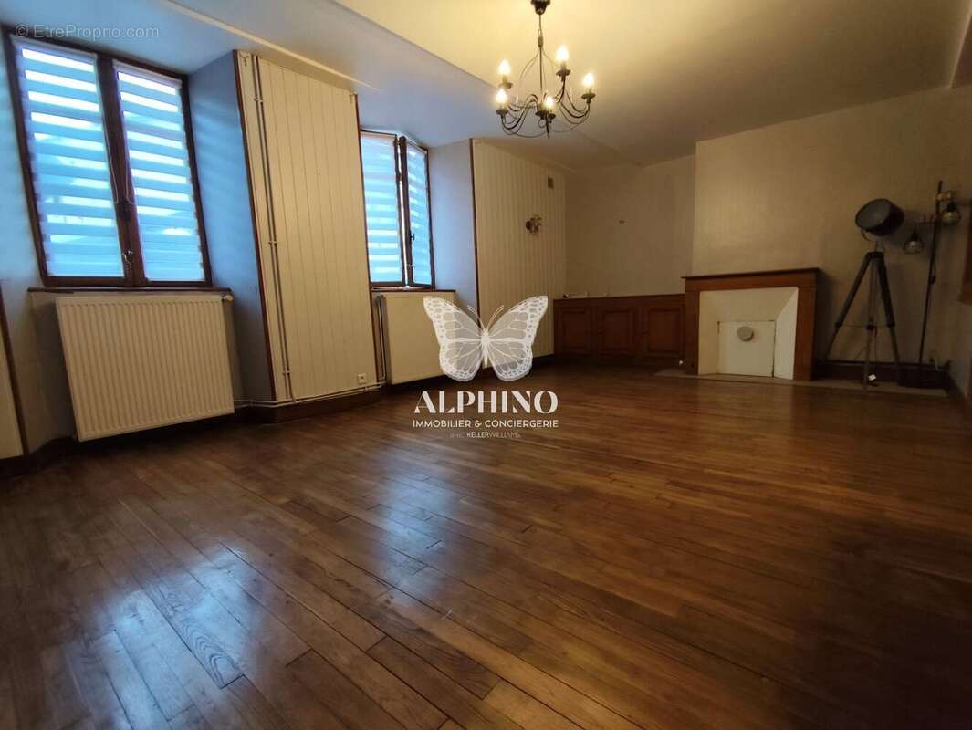 Maison à ROCHECHOUART