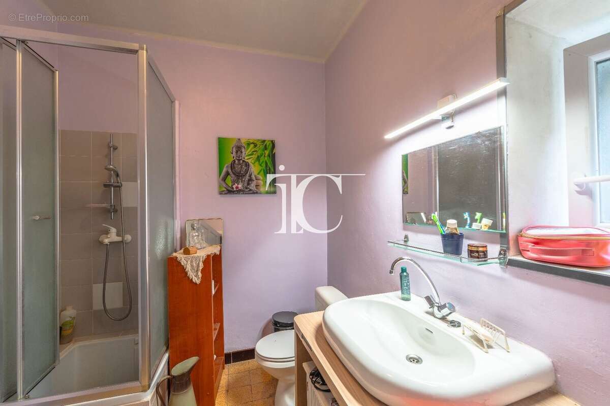 Maison à SAINT-PAUL-LE-JEUNE