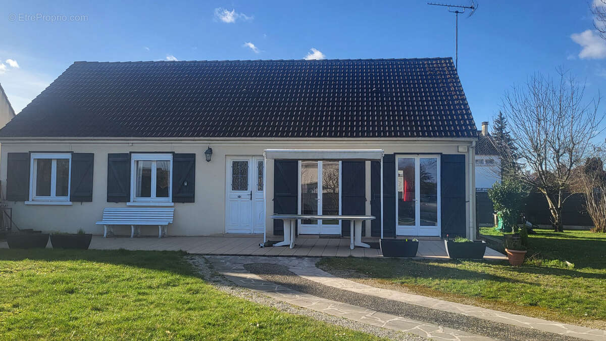 Maison à BRAY-SUR-SEINE