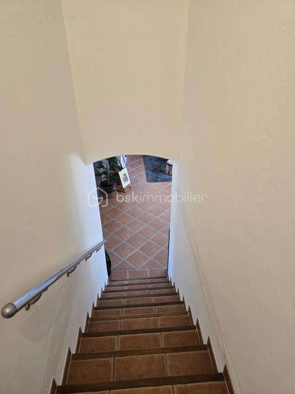 Maison 121 m² – 4 chambres – 2 sdb – piscine – garage – sans vis-à-vis – terrain 700 m² – dpe b - photo 15