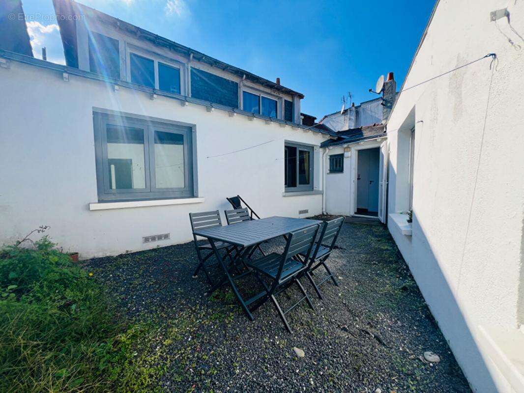 Appartement à SAINT-SEBASTIEN-SUR-LOIRE