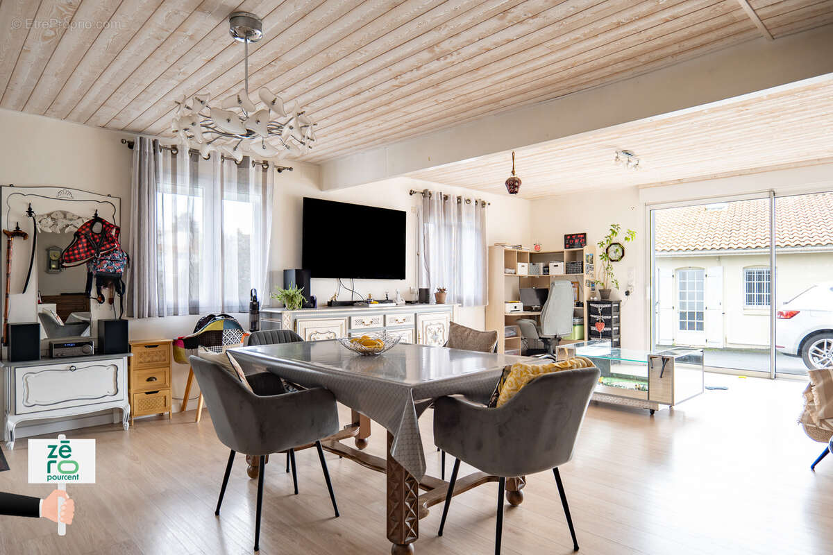 Maison à LA CHAPELLE-ACHARD