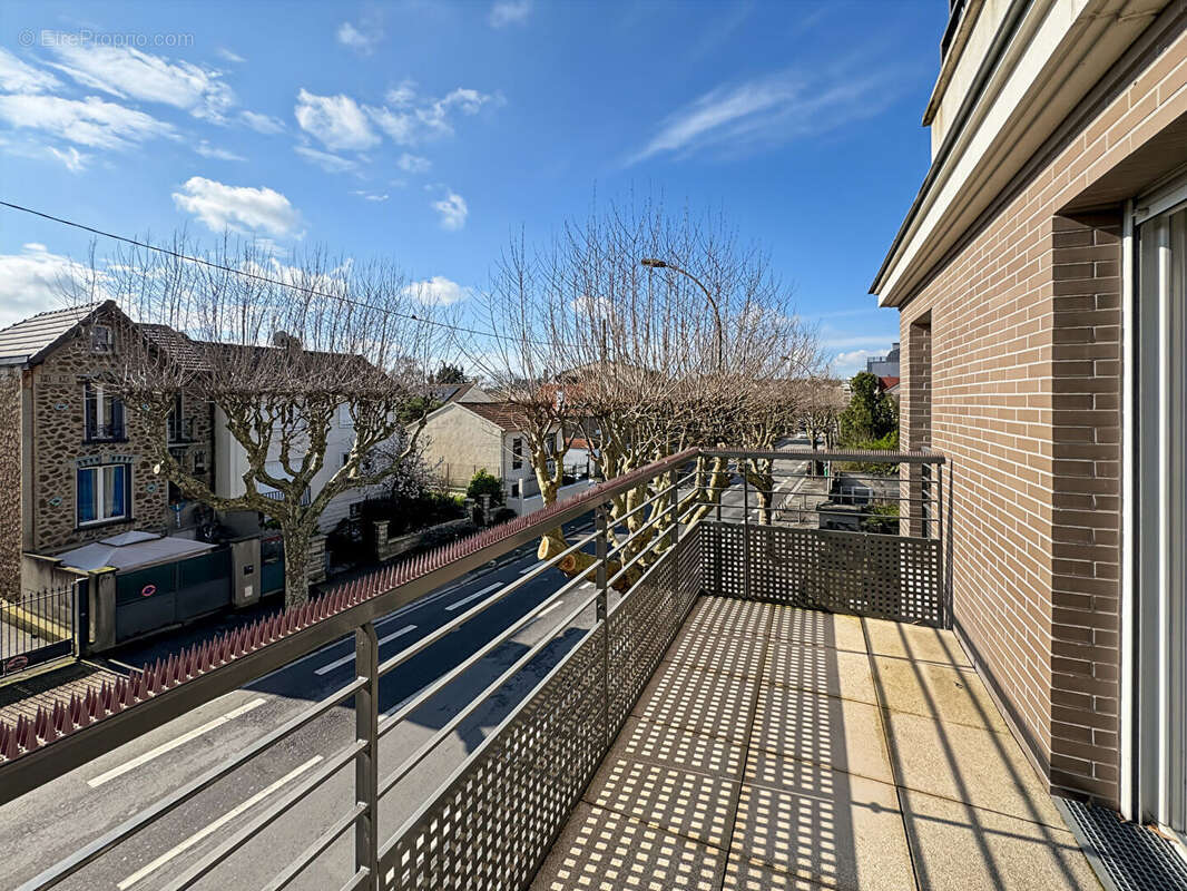 Appartement à ROSNY-SOUS-BOIS