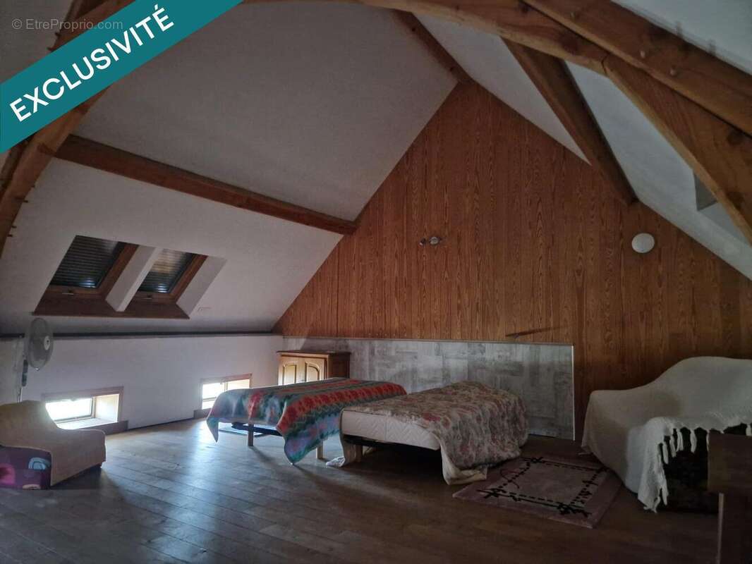 Maison 108 m² à Echassieres  - photo 4