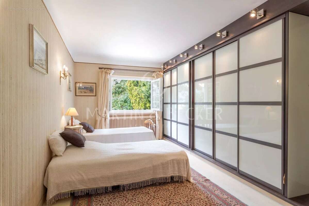 Maison à MOUGINS