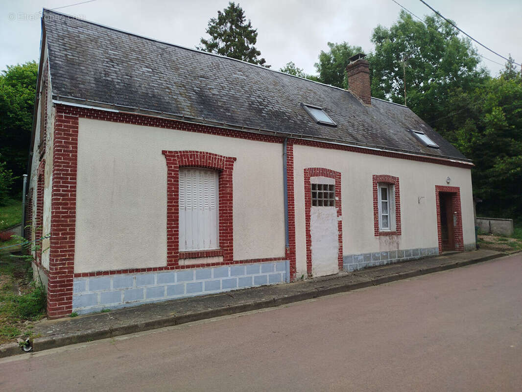 Maison à LE PLESSIS-DORIN