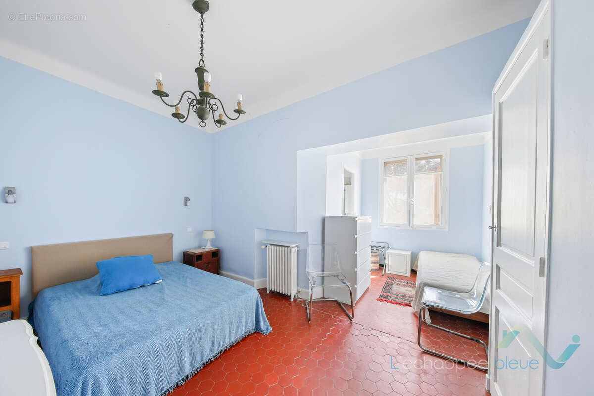 Maison à HYERES