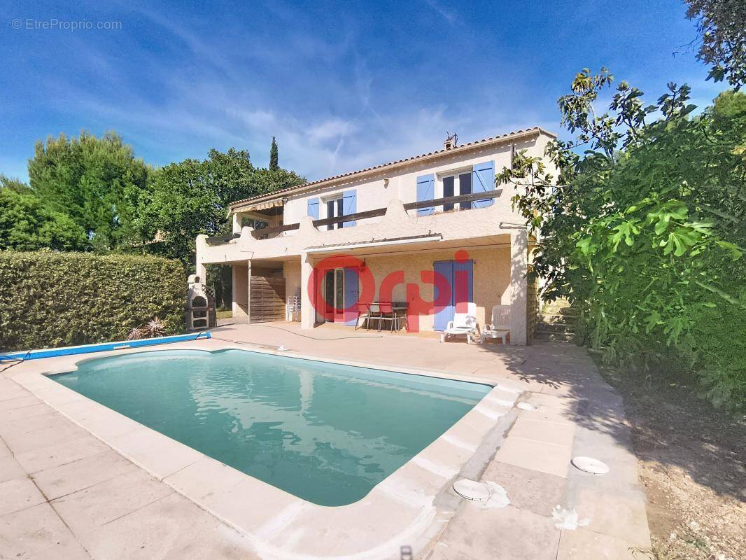 Maison à SIX-FOURS-LES-PLAGES