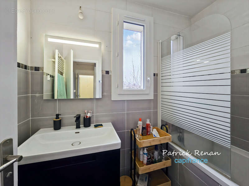 Appartement à BOIS-D'ARCY