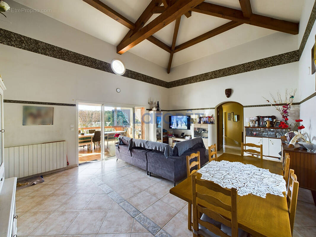 Maison à BASTELICACCIA