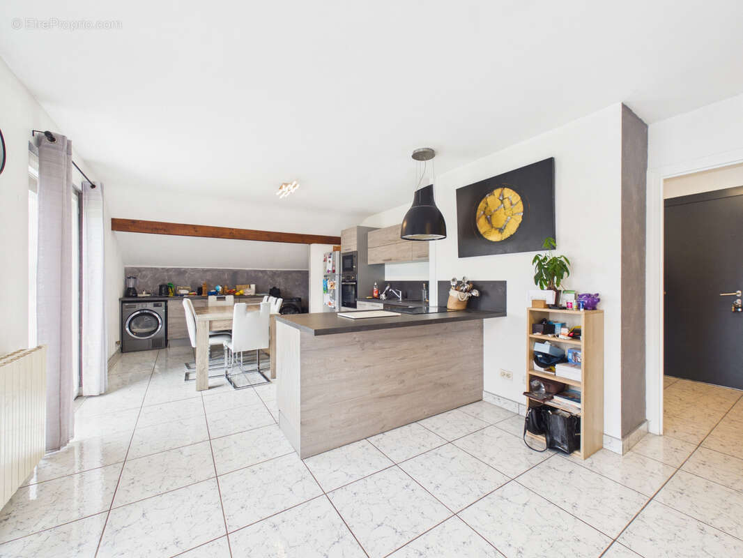 Appartement à BARBERAZ