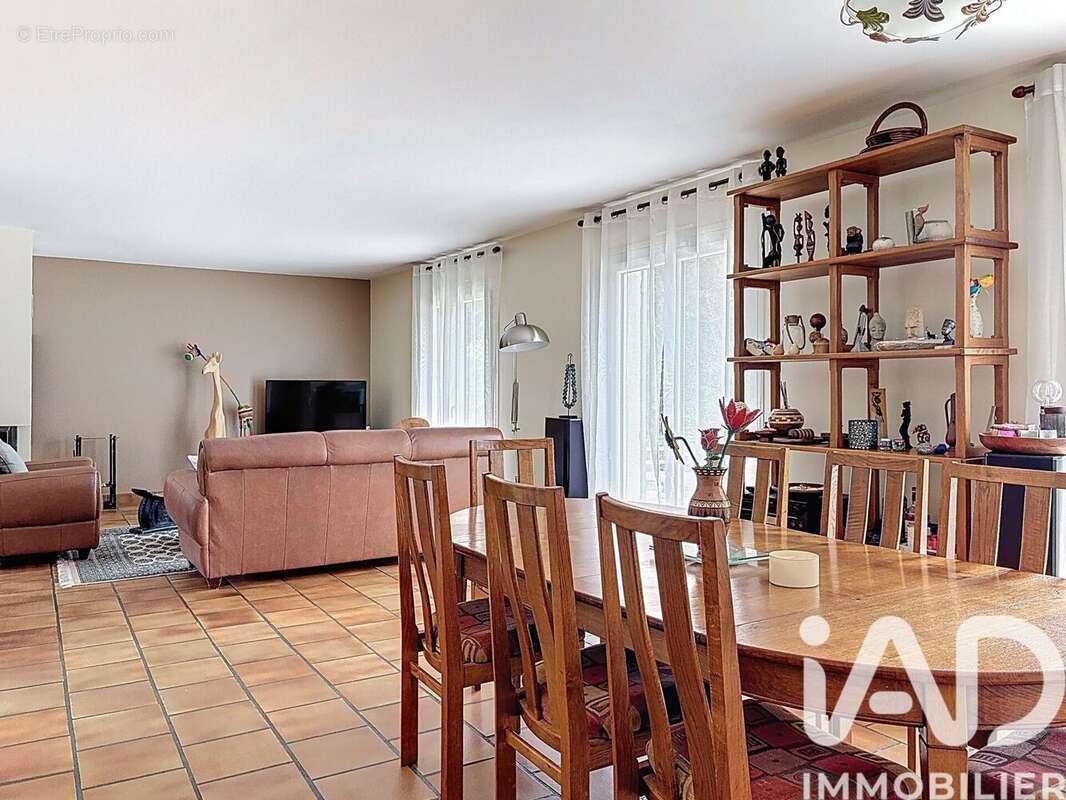 Photo 7 - Maison à FEUCHEROLLES