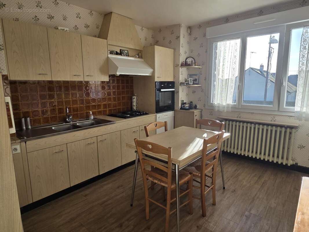 Maison à LOIGNE-SUR-MAYENNE