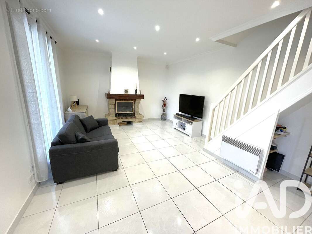 Photo 4 - Maison à LE RAINCY