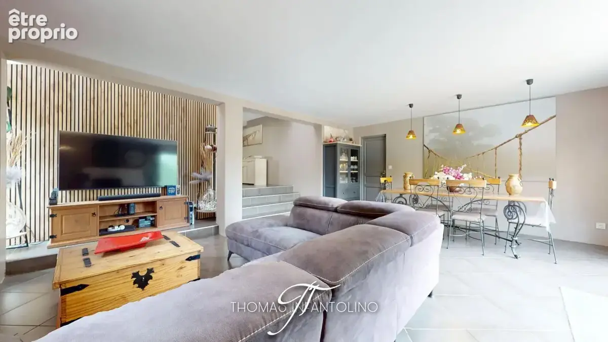 En exclusivite - maison en pierre - jardin - piscine - garage - climatisation - faible taxe foncière - photo 6