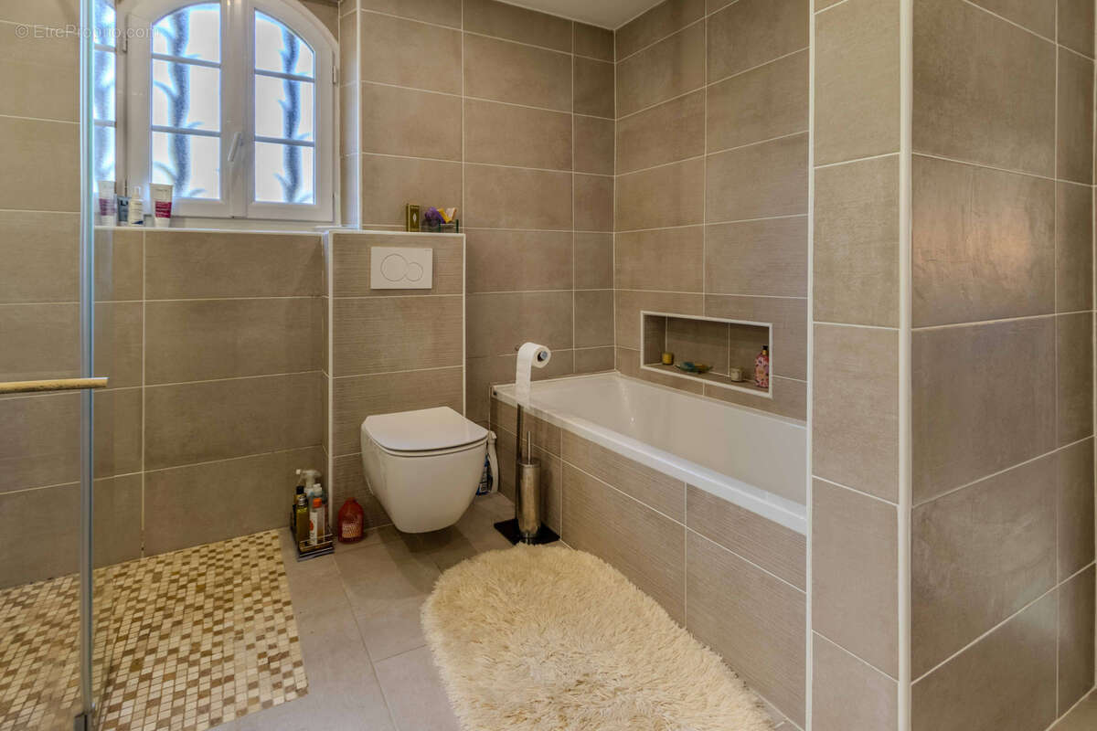 Maison à SAINT-CYPRIEN