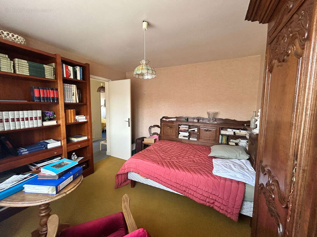 Maison à VILLEDIEU-LES-POELES