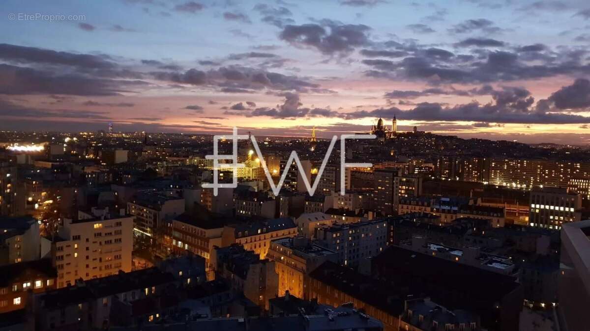 Appartement Rénové avec balcon Vue Panoramique - Quartier Chapelle, Paris - photo 11