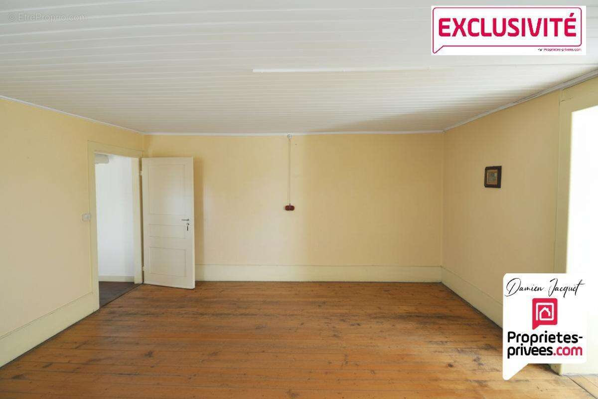 Corps de ferme Montécheroux 3 pièces 2 chambres 97.8 m2 Terrain 2643 m² - photo 6