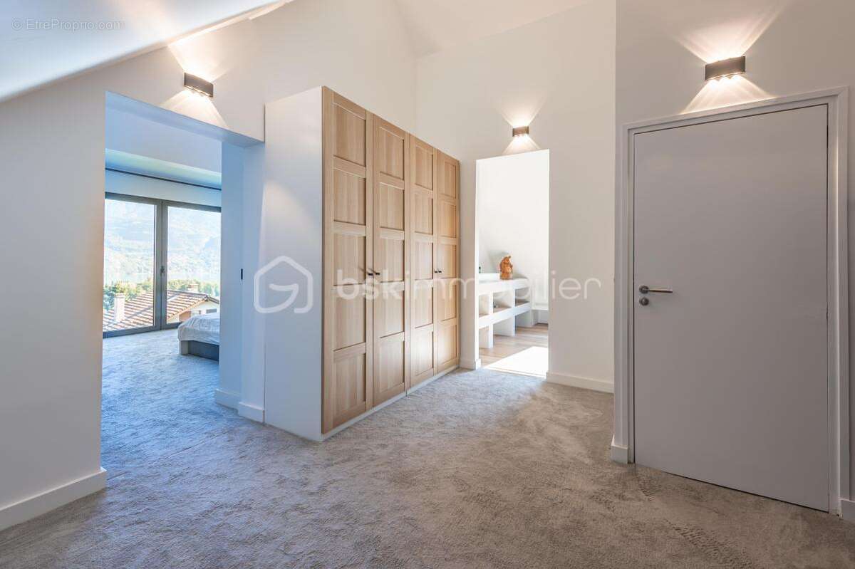 Maison à SAINT-JORIOZ