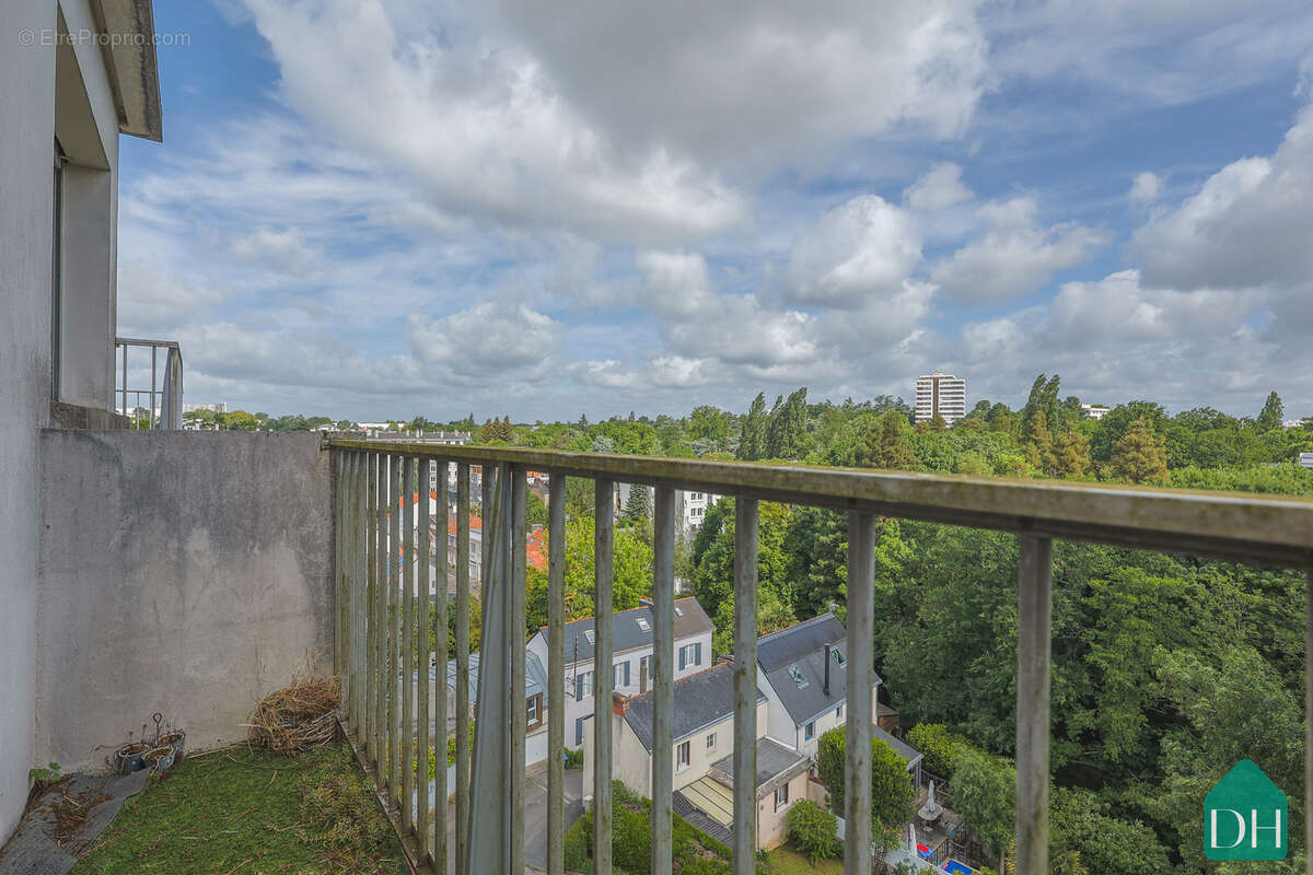 Appartement 33 m2, avec cave , dernier étage avec ascenseur, balcon, vue imprenable, Parc de Procé, NANTES - photo 13