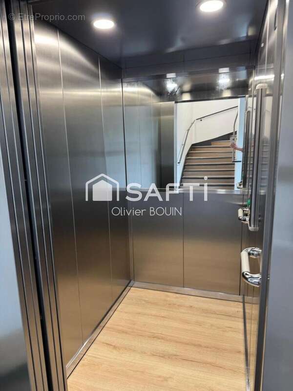 Photo 8 - Appartement à LANDIVISIAU