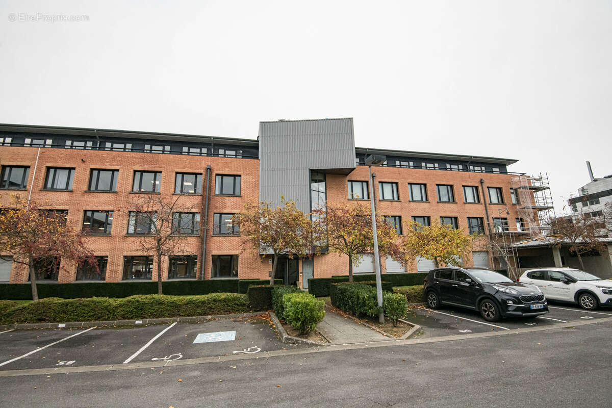 Commerce à COURCOURONNES