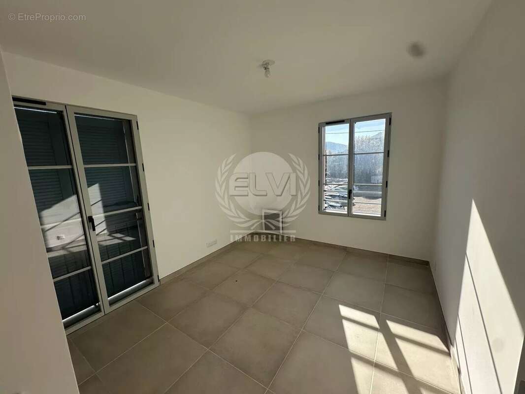 Appartement à PLAN-DE-LA-TOUR