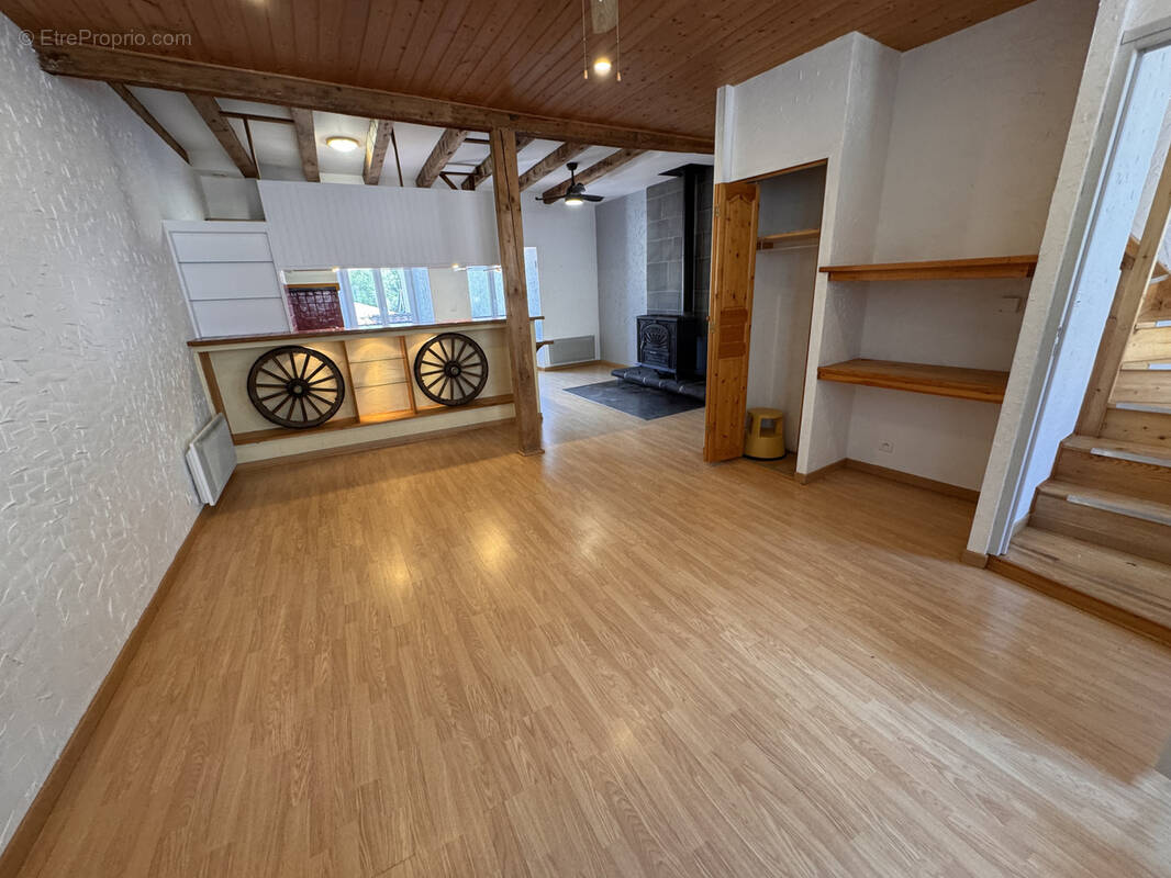 Maison à SAINT-FLOUR