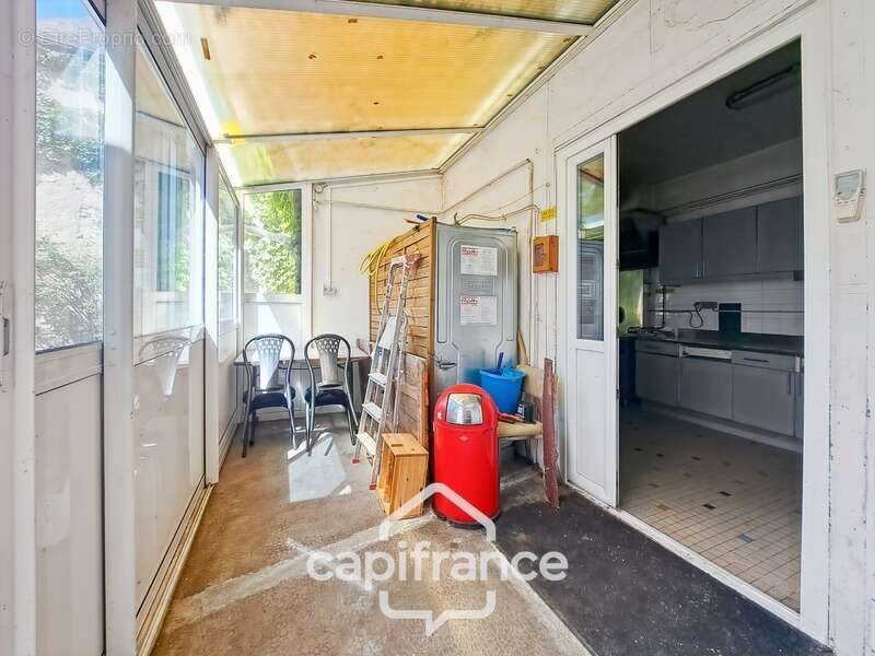 Ancien bar-restaurant avec logement – Fort potentiel au cœur de Châteaumeillant - photo 50