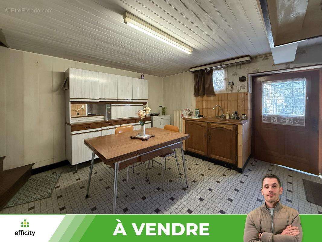 Maison à BIARD