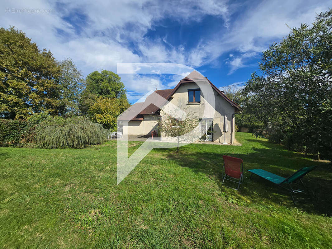 Maison à ARTHEZ-DE-BEARN