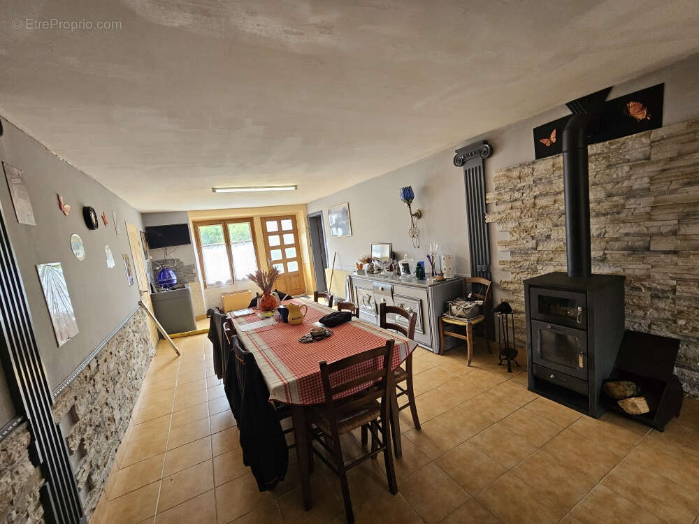 Maison à SAINT-GOUSSAUD