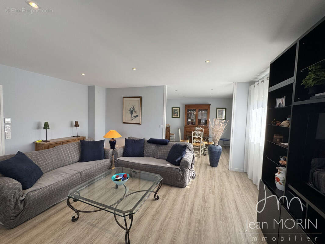 Maison 134 m² à Saint-Marcel-Les-Valence  - photo 2