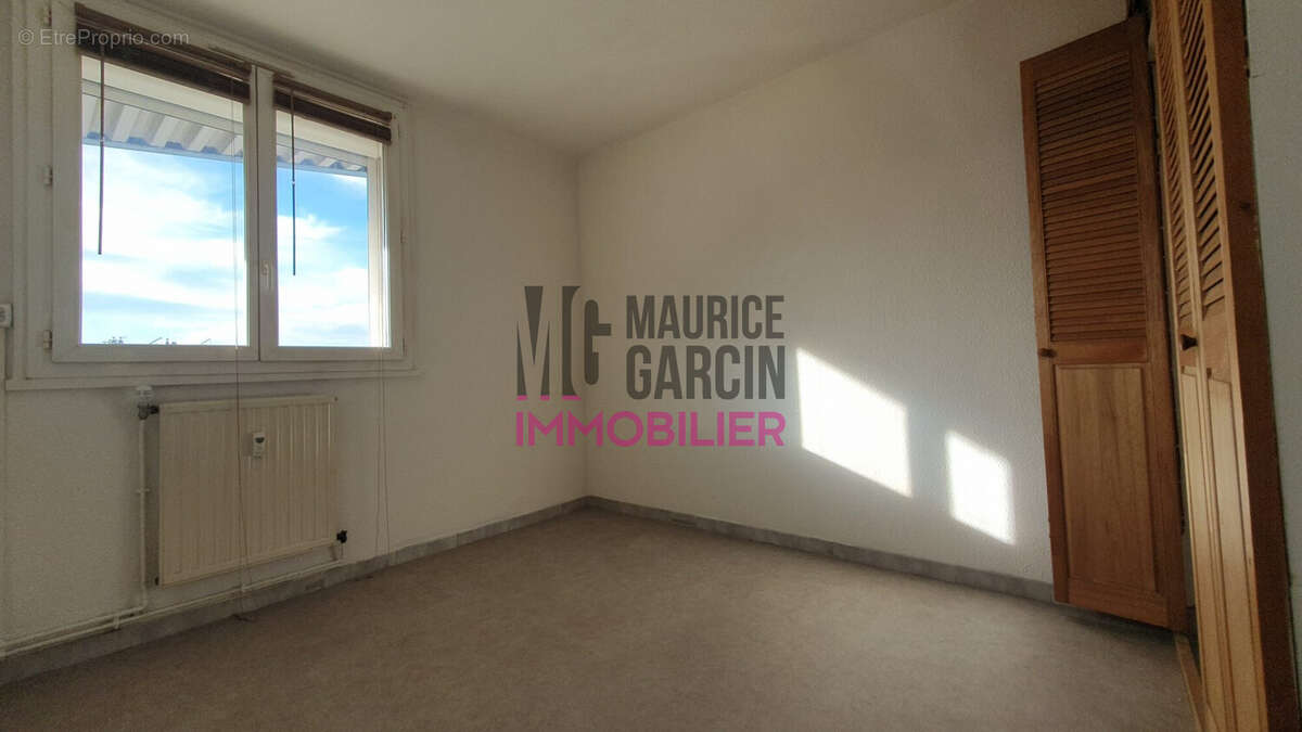 Appartement à SORGUES