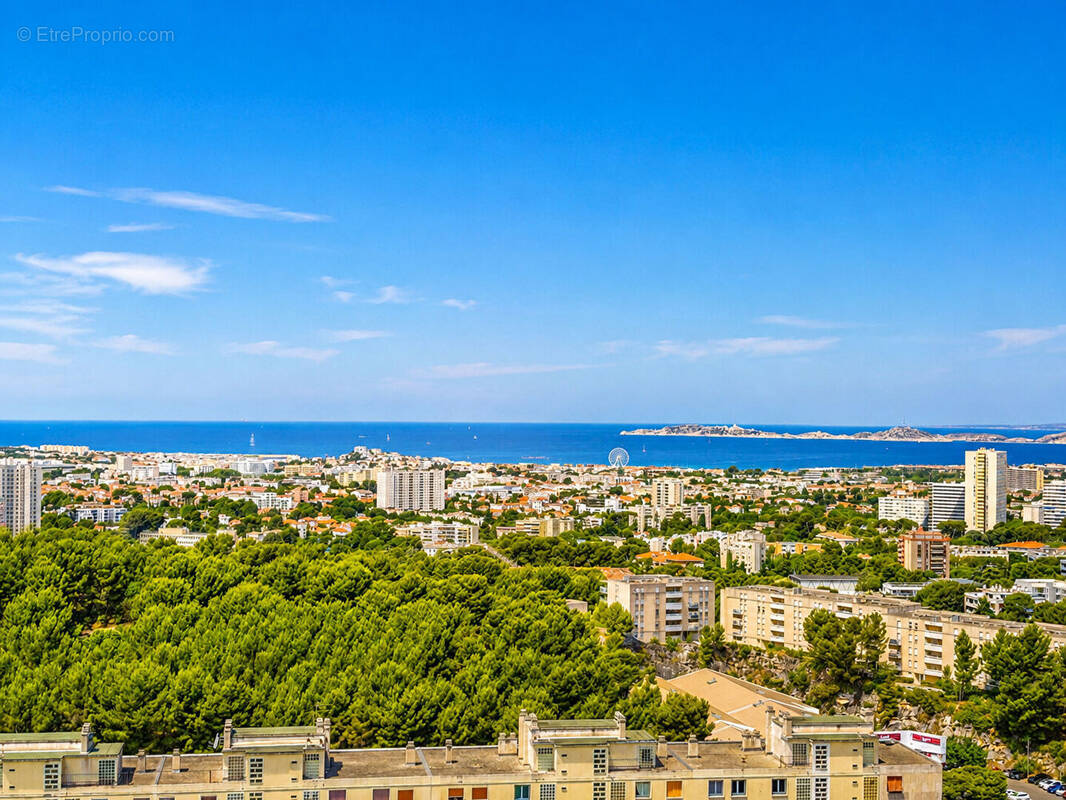 Appartement à MARSEILLE-9E