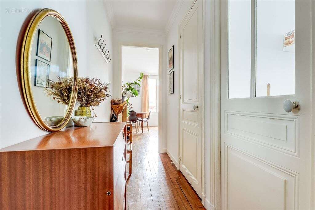 Appartement à PARIS-11E