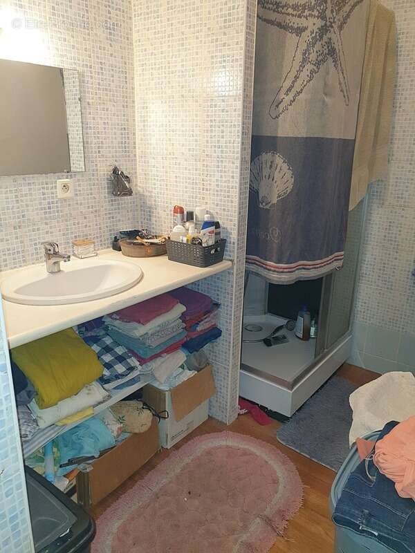 Appartement à BURIE