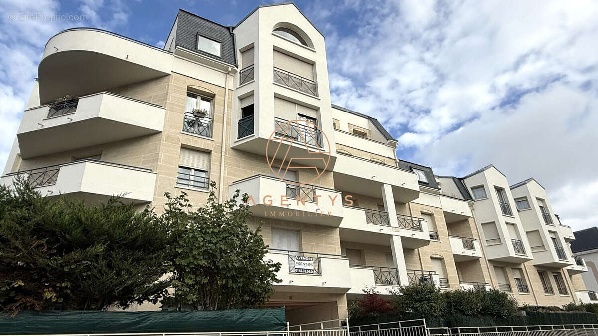 Appartement à LE PLESSIS-TREVISE