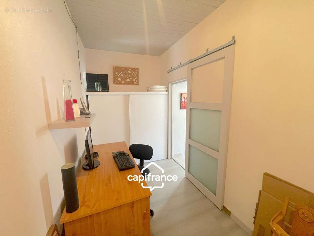 À vendre – Maison de campagne à SAINT CYR DES GATS (85) - photo 8