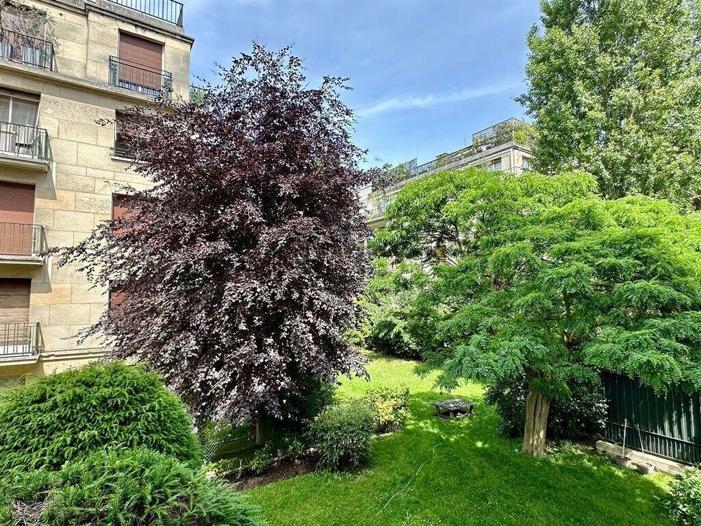 Appartement 165 m² à Paris-16e  - photo 15