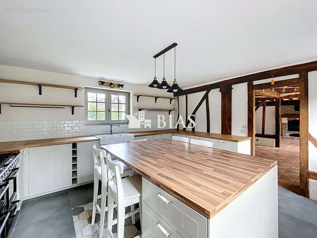 Maison à BEAUMONT-LE-ROGER