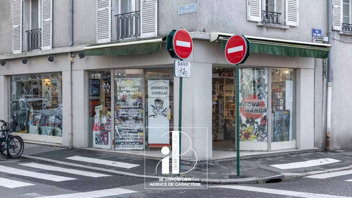 Commerce à FONTAINEBLEAU