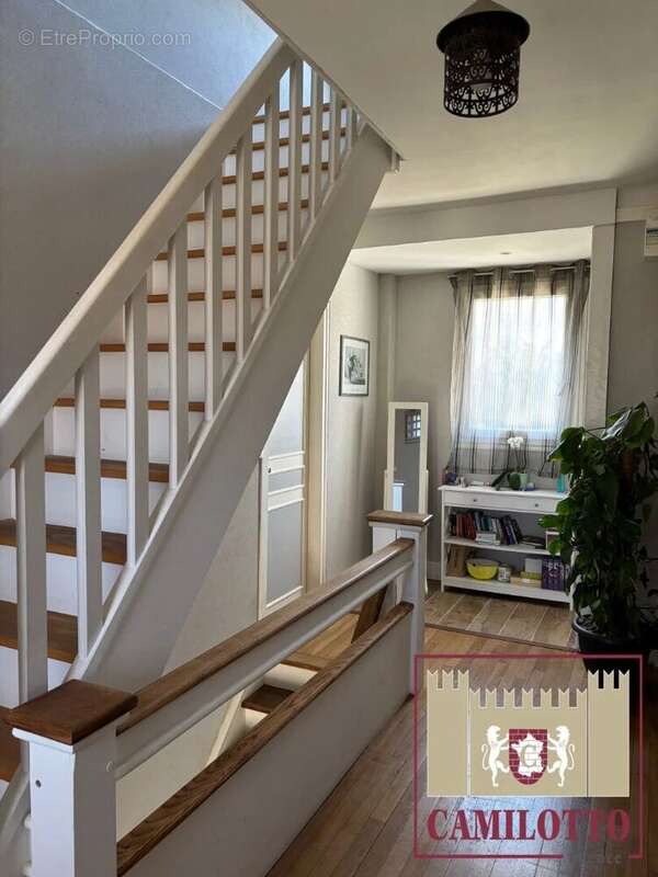 Maison à NOGENT-LE-ROI