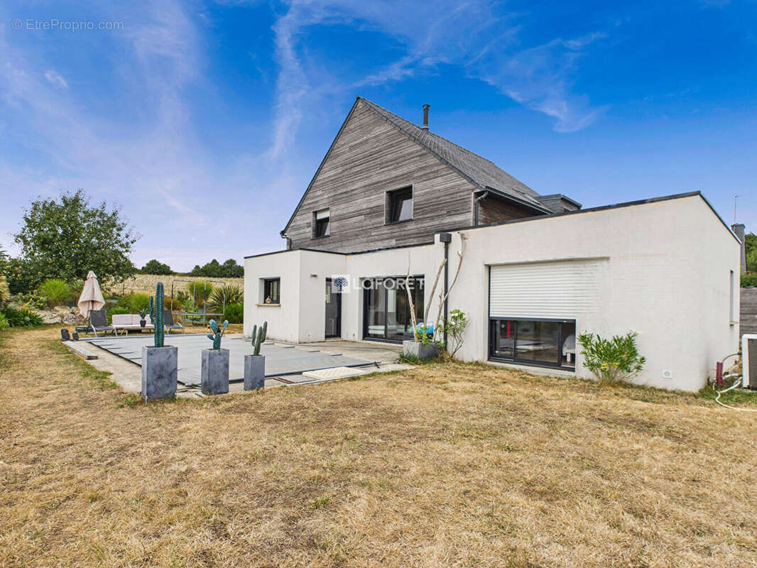 Maison à GUIDEL